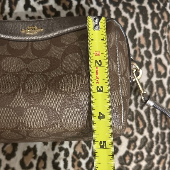 Coach Signature Brown Crossbody Bag champagne color - Picture 10 of 10